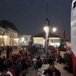 Peringati Harlah Soekarno ke-117, Ratusan Simpatisan PDIP Botram di Jalanan