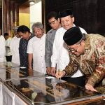 Malam Akhir Masa Jabatan, Aher Resmikan Lima Masjid di Jawa Barat
