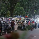 Nekat Terus Jualan di Zona Merah, Denda Rp 1 Juta Menanti Mobil Toko di Bandung