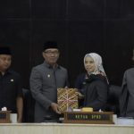 Ridwan Kamil Sampaikan LKPJ Tahun 2018 Kepada DPRD Jabar