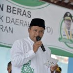 Uu Ruzhanul Salurkan 53 Ton Beras Cadangan Pangan di Pangandaran