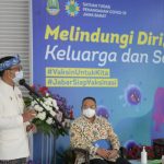 Jabar Terima Donasi COVID-19, Ridwan Kamil Apresiasi Santunan Taspen buat Almarhum M Solihin Jabar Terima Donasi COVID-19, Ridwan Kamil Apresiasi Santunan Taspen buat Almarhum M Solihin