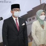 Ridwan Kamil Lantik Dirut RSHS Jadi Kepala Dinas Kesehatan