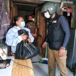 Ridwan Kamil Rayakan Iduladha dengan Bagikan Bantuan kepada Masyarakat Ridwan Kamil Rayakan Iduladha dengan Bagikan Bantuan kepada Masyarakat