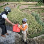 Turun ke Lapangan, Ridwan Kamil Bagikan Bantuan kepada Masyarakat Kabupaten Bogor dan Cianjur
