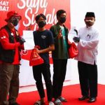 Percepat Herd Imunity, Ribuan Santri di Karawang Jalani Vaksinasi Percepat Herd Imunity, Ribuan Santri di Karawang Jalani Vaksinasi