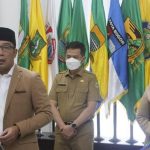 Ridwan Kamil Lepas 19 KK Calon Transmigran ke Aceh dan Kalteng