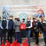 “Ngabuburide” Ala Atalia Sambil Bagi Sembako dan Bantu Anak Yatim