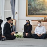 Chairul Tanjung, Dipo Alam, dan Sutiyoso Bertakziah ke Gedung Pakuan Chairul Tanjung, Dipo Alam, dan Sutiyoso Bertakziah ke Gedung Pakuan
