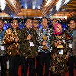 TP2DD AWARD: Jawa Barat Raih Penghargaan sebagai Provinsi Terbaik 2024 Wilayah Jawa-Bali TP2DD AWARD: Jawa Barat Raih Penghargaan sebagai Provinsi Terbaik 2024 Wilayah Jawa-Bali