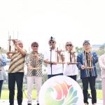 Memainkan Angklung, Merawat Kekayaan Jawa Barat