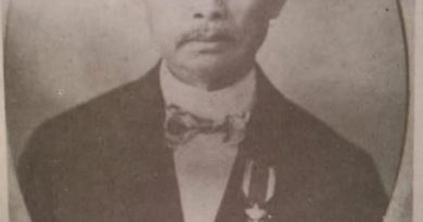 Warisan Hikmah Sunda-Bugis: D. K. Ardiwinata Penulis Buku Tata Basa Sunda dan Ketua Paguyuban Sunda Warisan Hikmah Sunda-Bugis: D. K. Ardiwinata Penulis Buku Tata Basa Sunda dan Ketua Paguyuban Sunda