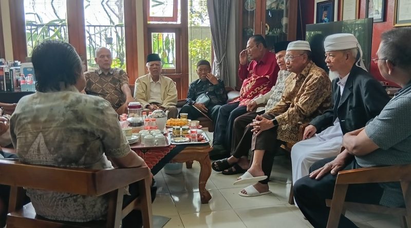 Tokoh Senior Keluarga Besar Pelajar Islam Indonesia Jawa Barat Gelar Silaturahmi Lintas Generasi, Bahas Kondisi Bangsa dan Perkuat Peran Kebangsaan